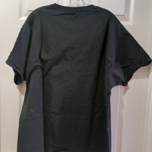 Black Christmas tshirt - Picture 3 of 4